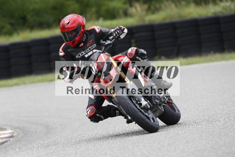 /37 28.07.2025 Dunlop Ride und Test Day ADR/Einsteiger gruen/17